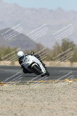 media/Apr-20-2025-CVMA (Sun) [[39090e8767]]/Race 11-500-350 Supersport (Holeshot)/